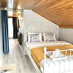 Hotel Taksim White