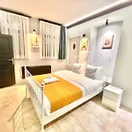 Taksim White 3*