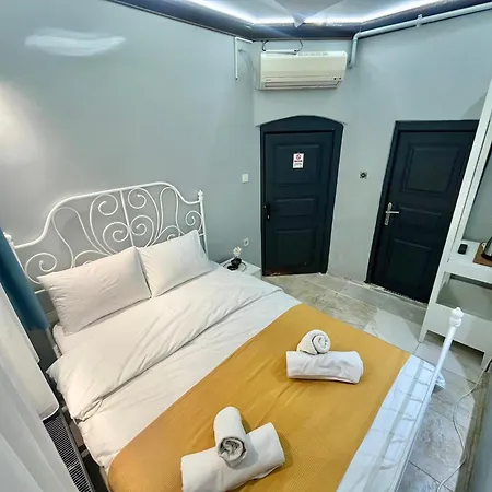 Taksim White Hotel
