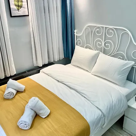 Taksim White 3*
