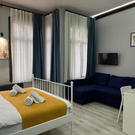 Taksim White Hotel
