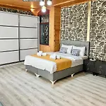 ホテル Taksim White