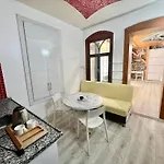 Taksim White 3* イスタンブール