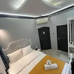 Taksim White 3* イスタンブール