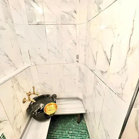 Taksim White ホテル イスタンブール