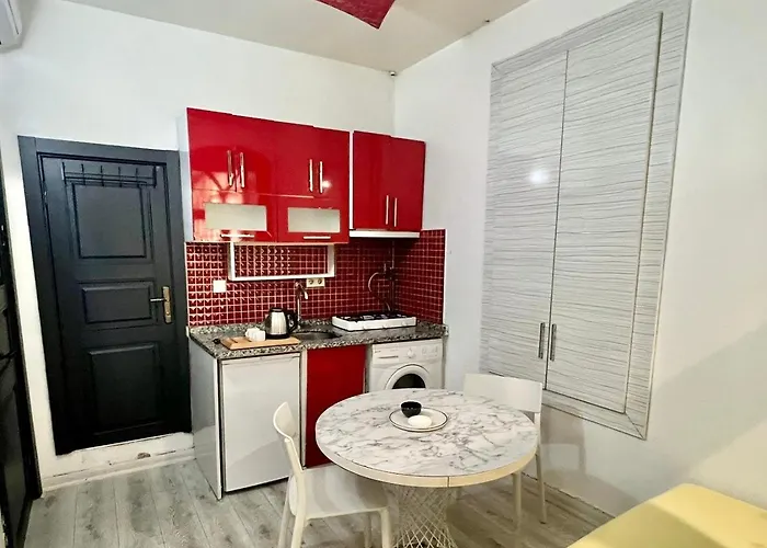 Hotel Taksim White