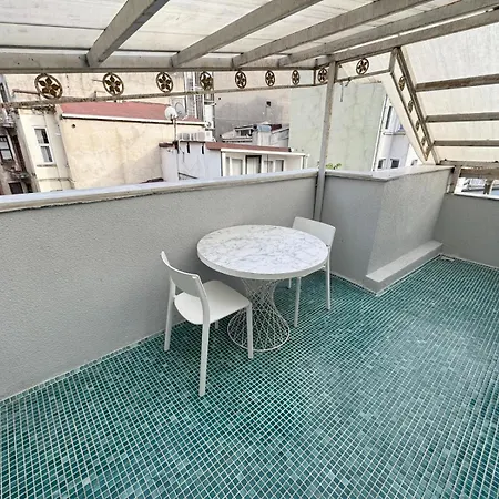 Taksim White Отель 3*