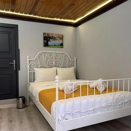 Taksim White 3*